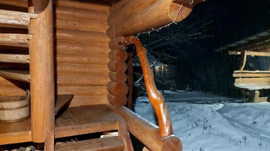 Ferienhaus у медовому раю