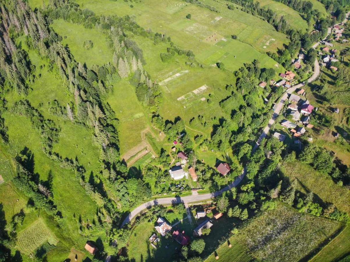 у медовому раю * Rostoka (Transcarpathia)