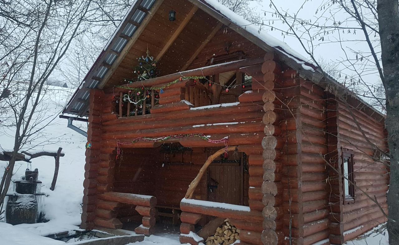 Будинок відпочинку у медовому раю *